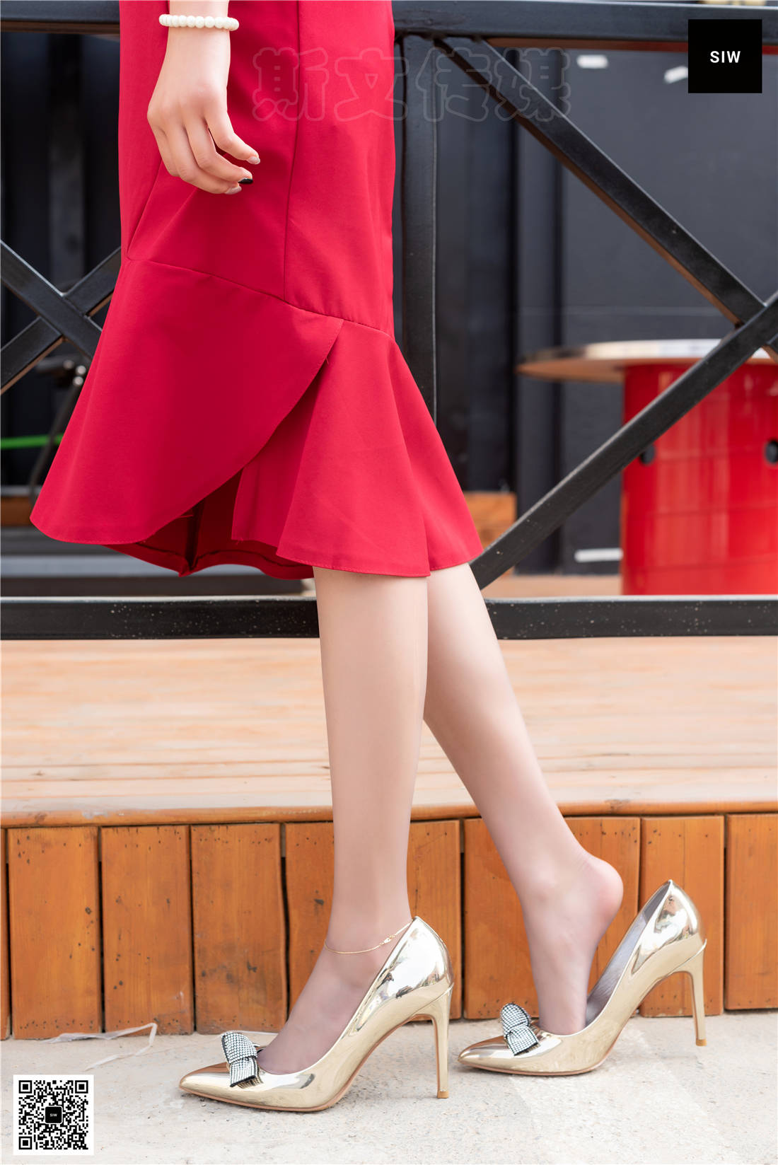 [SIW斯文传媒] VOL.047 金高红裙-新芳