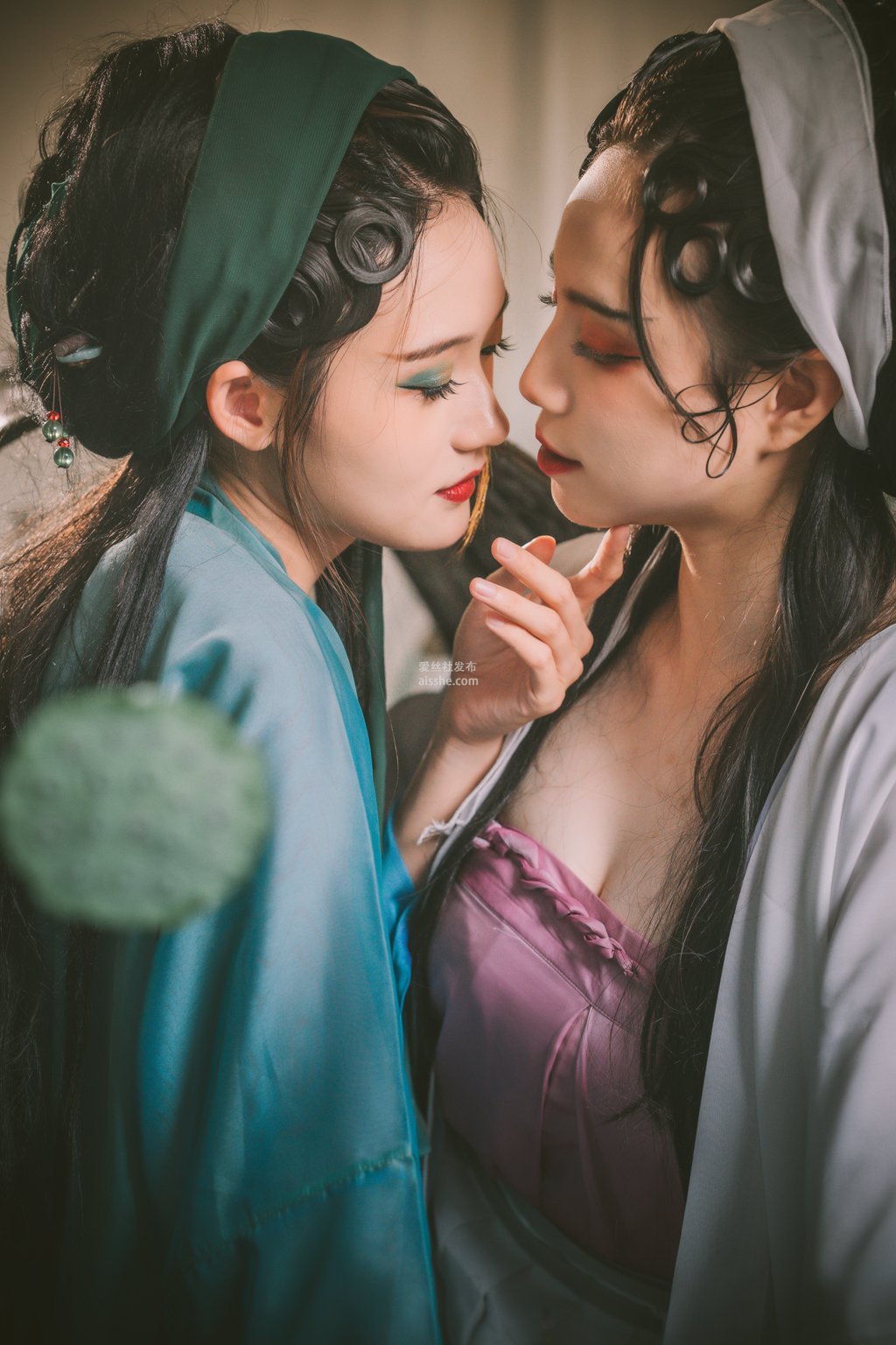 人气Coser@兔子Zzz不吃胡萝卜 &贰加六 青蛇白蛇